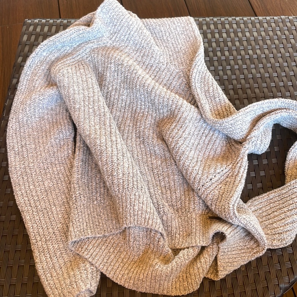 Grey sweater